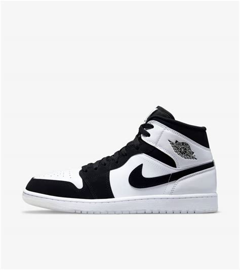 nike jordans 1 mid herren|jordan 1 mid se black.